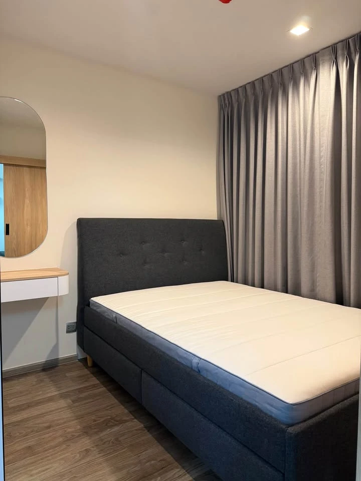 For rent: Life Ladprao Valley, 29th floor. Beautiful, spacious view. Excellent feng shui, "Emperor" feng shui, enhancing success. Don't miss out!