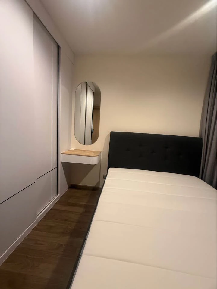 For rent: Life Ladprao Valley, 29th floor. Beautiful, spacious view. Excellent feng shui, "Emperor" feng shui, enhancing success. Don't miss out!
