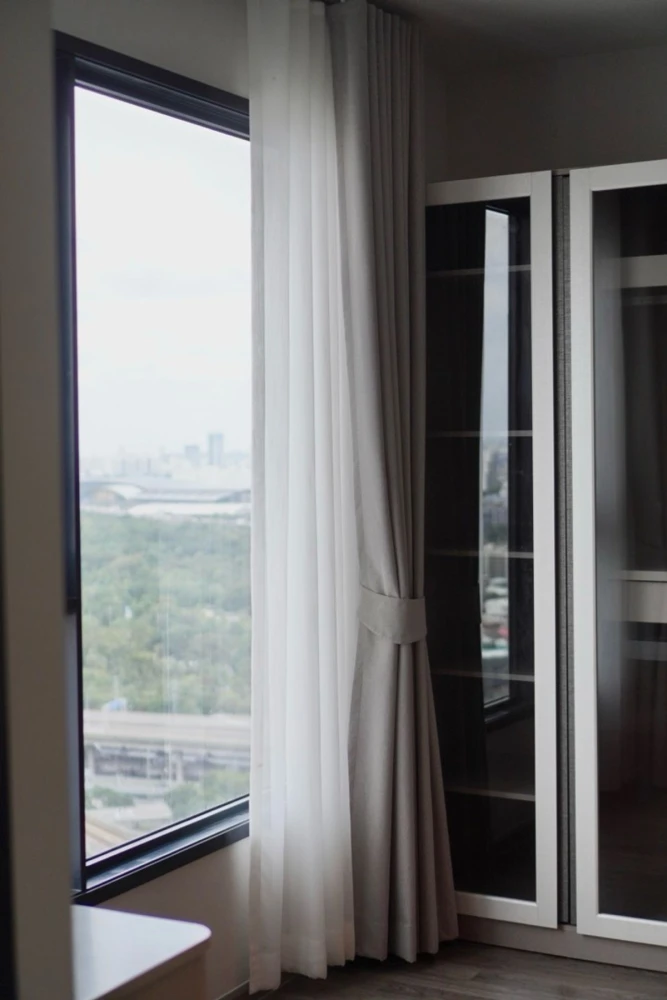 For rent: Life Ladprao Valley, 32nd floor, City view, fully furnished, nice to live in. Reserve now, don't miss out!