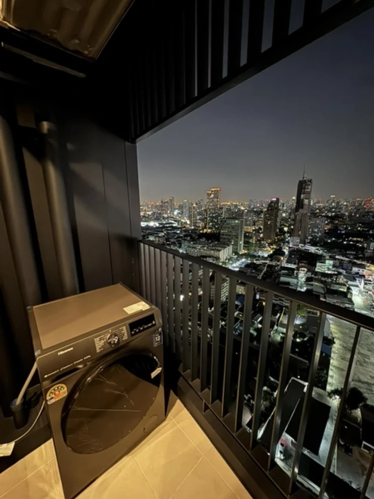 For rent: Life Ladprao Valley, 32nd floor, City view, fully furnished, nice to live in. Reserve now, don't miss out!
