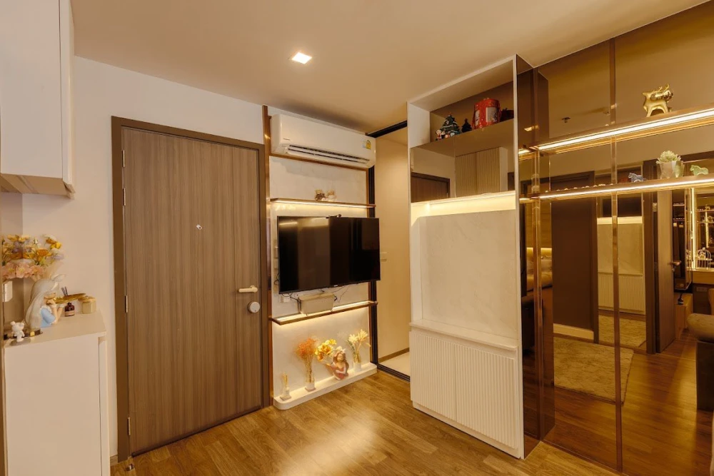 For rent Life Ladprao Valley has a lot of storage space to keep the room tidy and beautiful. Ready, don't wait.