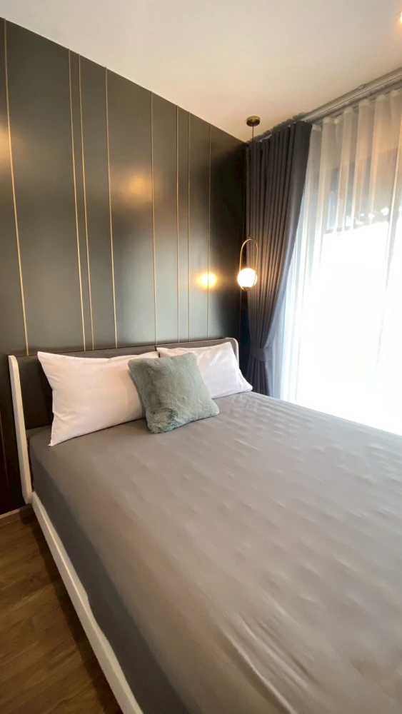 For rent: Life Ladprao Valley, spacious room, lots of usable space, simple and luxuriously decorated, comes with complete furniture, don't miss it.