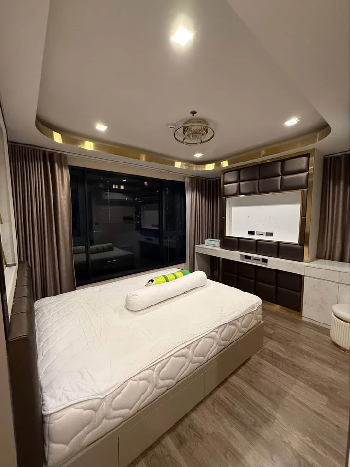 For rent: Life Ladprao Valley, a beautifully decorated room with stunning built-in walls and complete amenities. Reserve now!