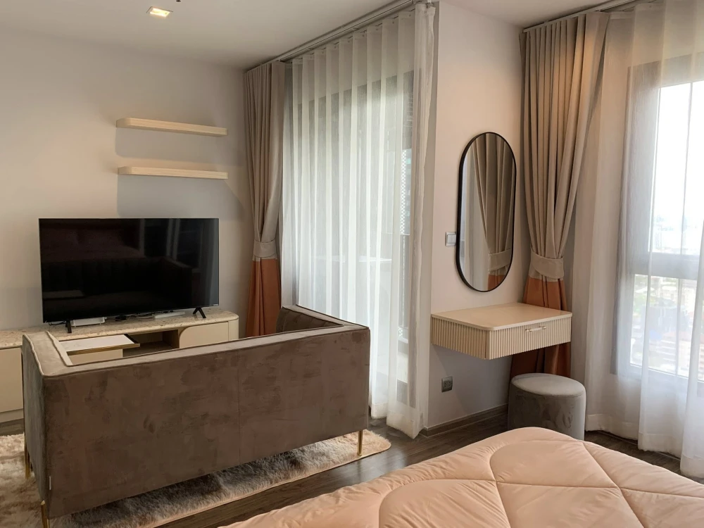 For rent: Life Ladprao Valley, fully furnished, complete with electrical appliances. Hurry and reserve now before it's gone.