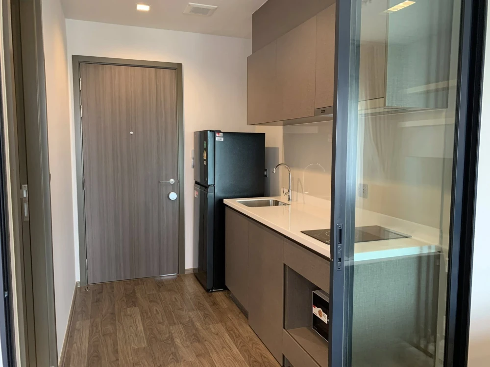 For rent: Life Ladprao Valley, fully furnished, complete with electrical appliances. Hurry and reserve now before it's gone.