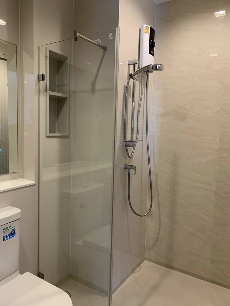 For rent: Life Ladprao Valley, fully furnished, complete with electrical appliances. Hurry and reserve now before it's gone.