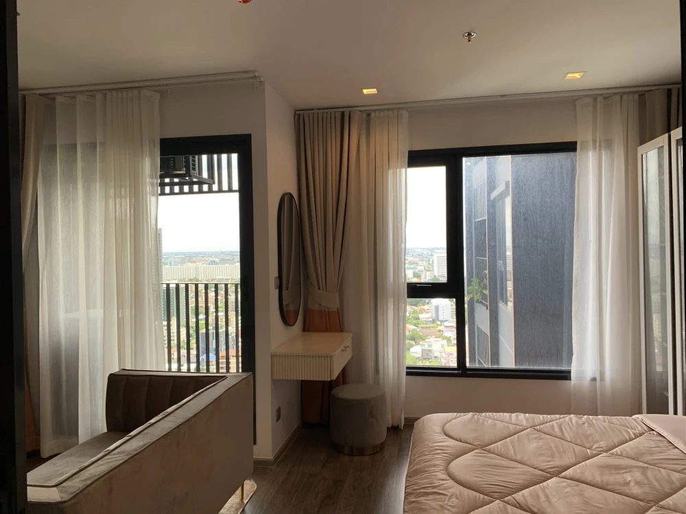For rent: Life Ladprao Valley, fully furnished, complete with electrical appliances. Hurry and reserve now before it's gone.