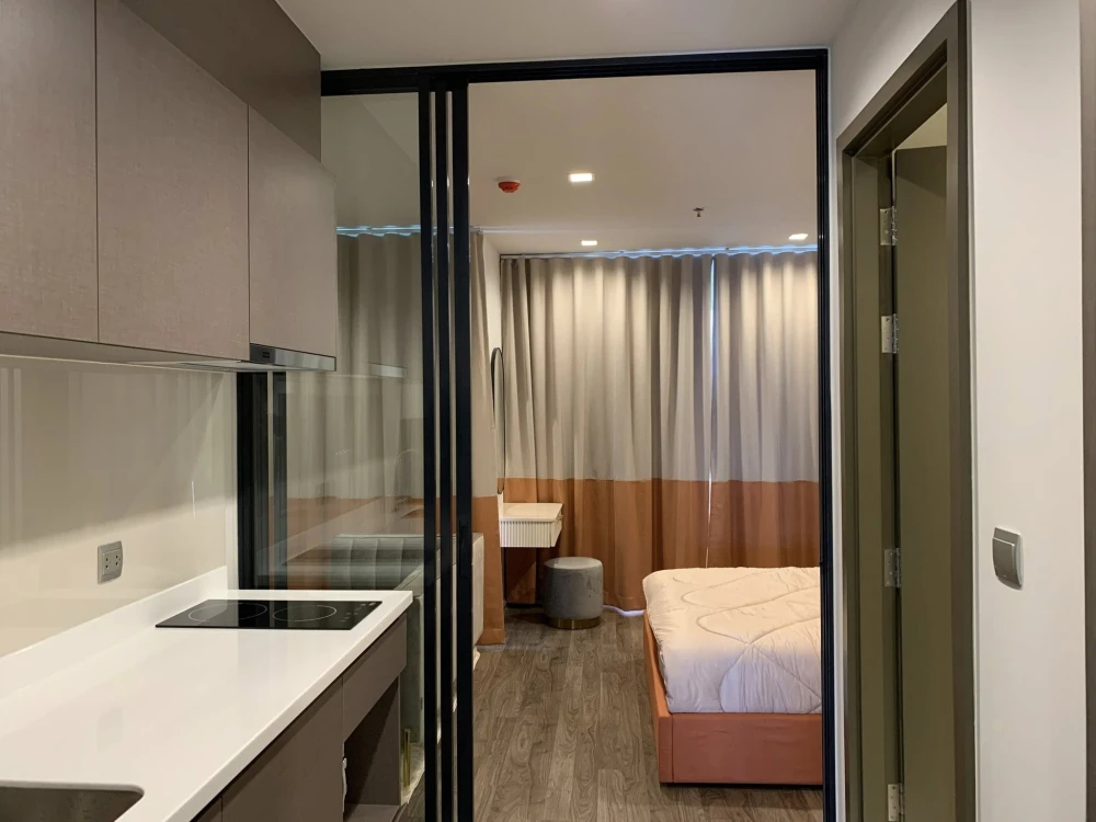For rent: Life Ladprao Valley, fully furnished, complete with electrical appliances. Hurry and reserve now before it's gone.