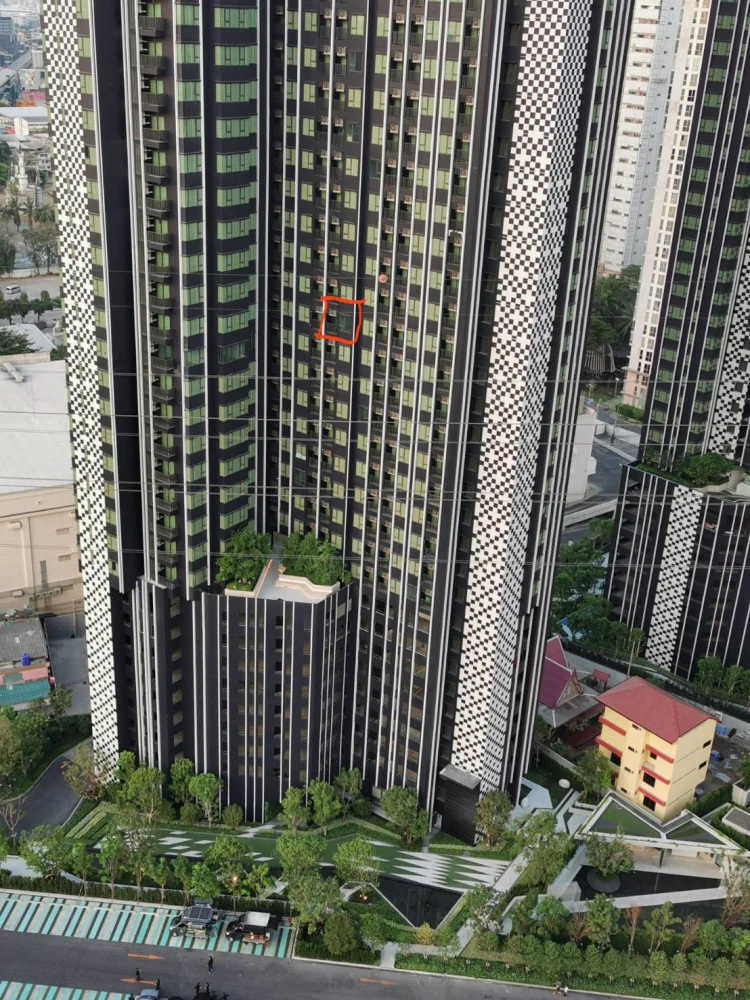 For rent: Life Ladprao, Building A, 19th floor, fully furnished with furniture in the most stylish tones. Must reserve!