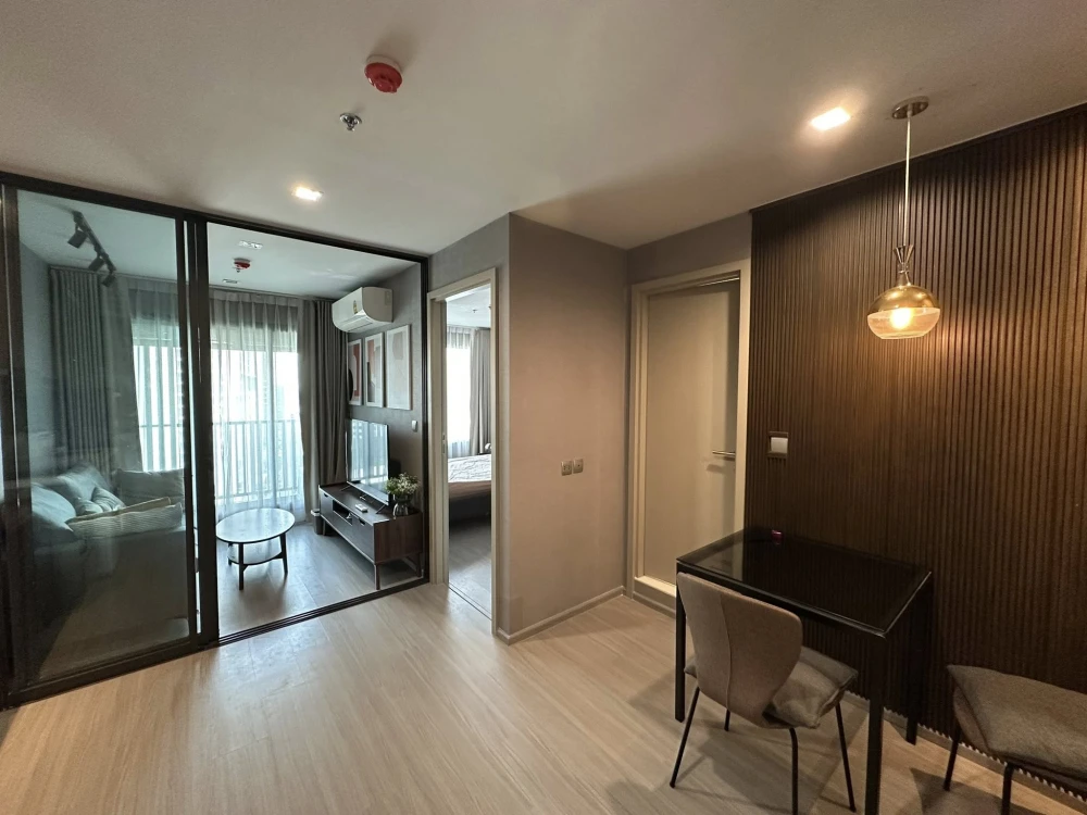 For rent: Life Ladprao, Building A (front), North facing, cool and comfortable, not hot, fully decorated, don't miss it.