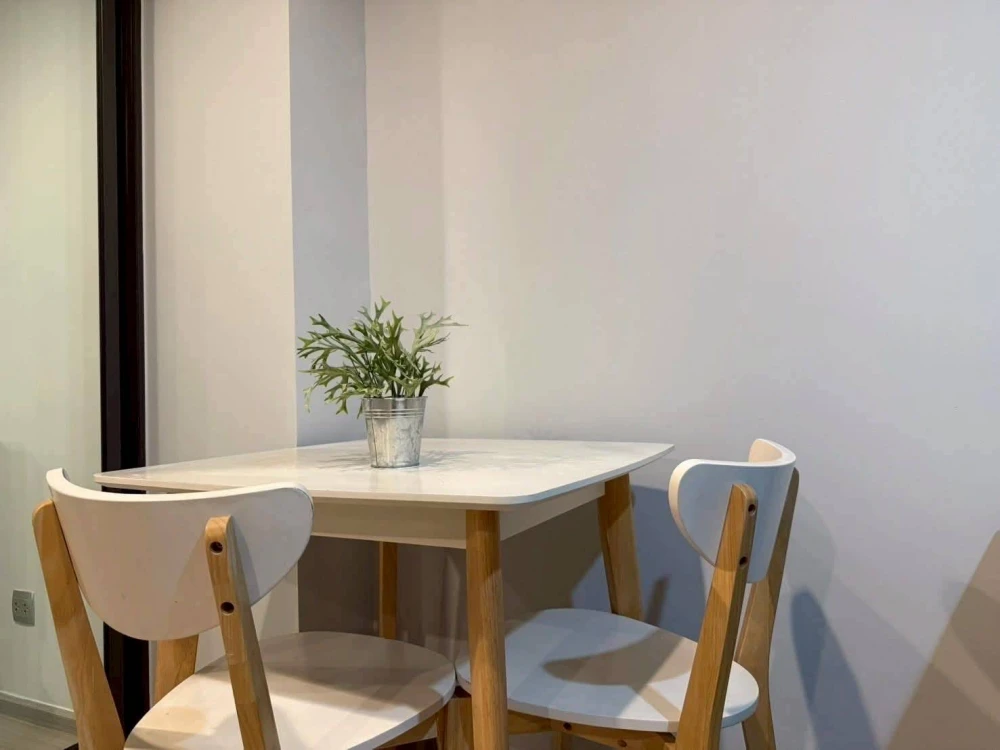 For rent: Life Ladprao, high floor, fully furnished + complete electrical appliances. Reserve now!
