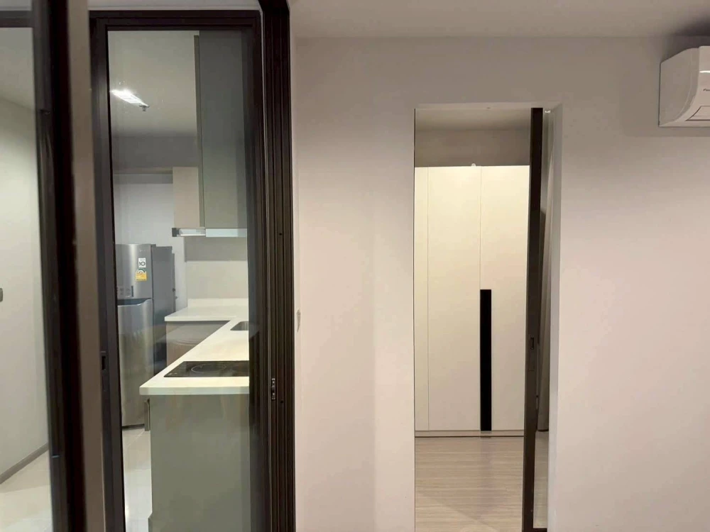 For rent: Life Ladprao, high floor, fully furnished + complete electrical appliances. Reserve now!