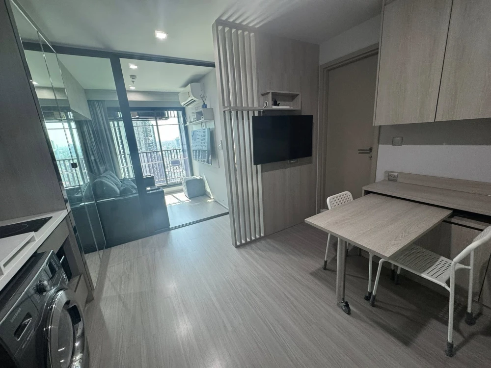 For rent: Life Ladprao, nice room, high floor, fully furnished, book now before you miss out++