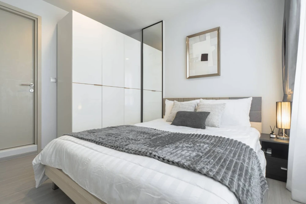 For rent: Life Ladprao corner room, a rare unit that people are looking for, beautifully decorated, fully furnished, don't miss this room.
