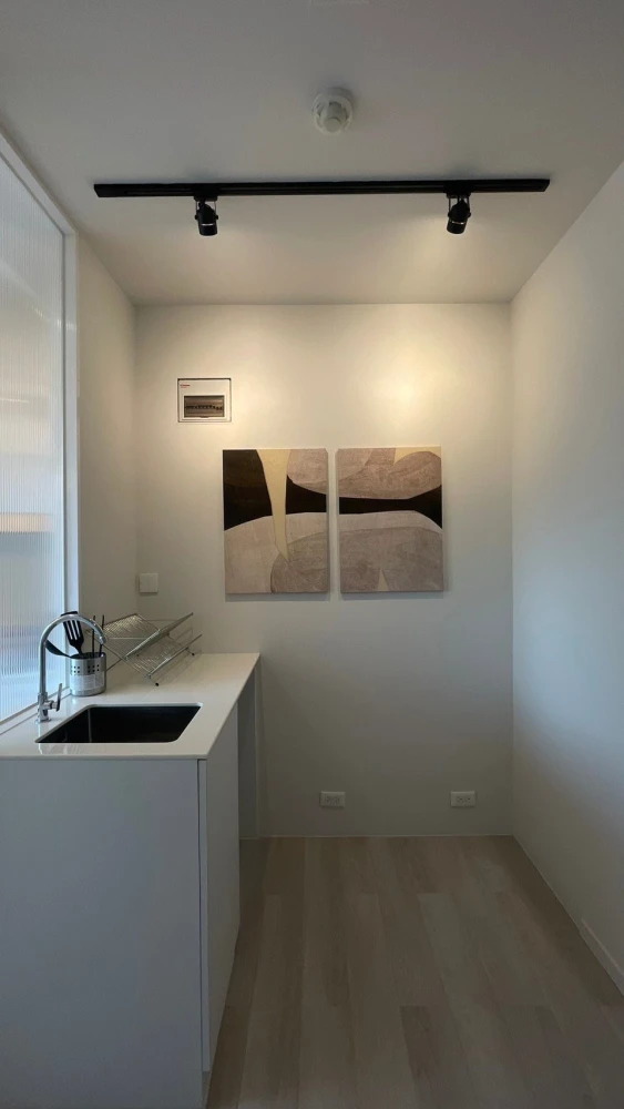 For rent: Life One Wireless, 26th floor. High floor, bright and airy view. Fully furnished with all appliances. Ready to move in.