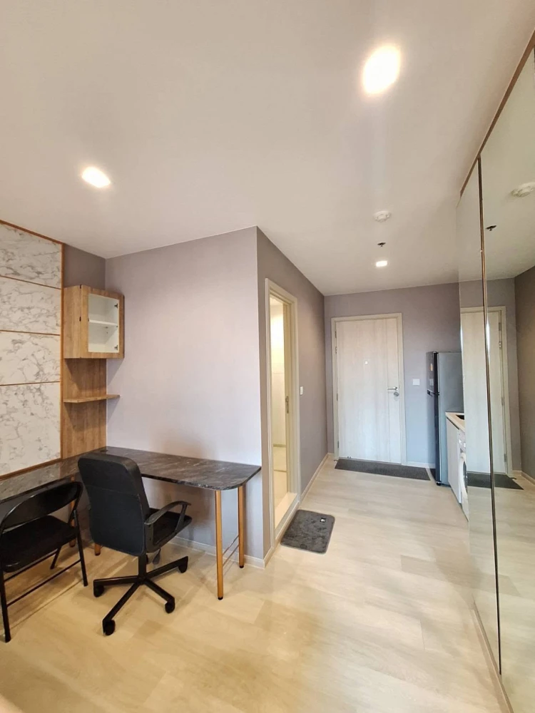 Life One Wireless for rent. Beautifully decorated, fully furnished, and ready to move in.