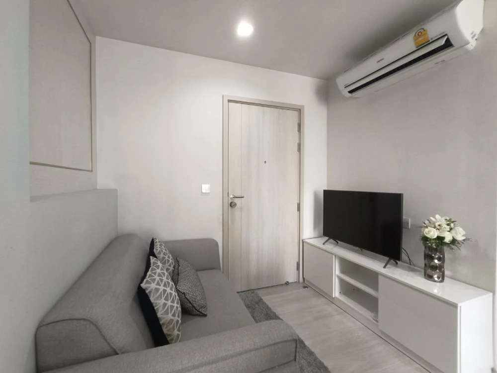 For rent: Life One Wireless, fully furnished room, very livable. Book now! Don't miss out!