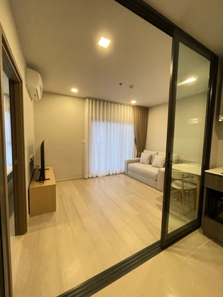 For rent: Life Phahon-Ladprao, 16th floor, fully furnished, nice room, reserve now, don't miss out!