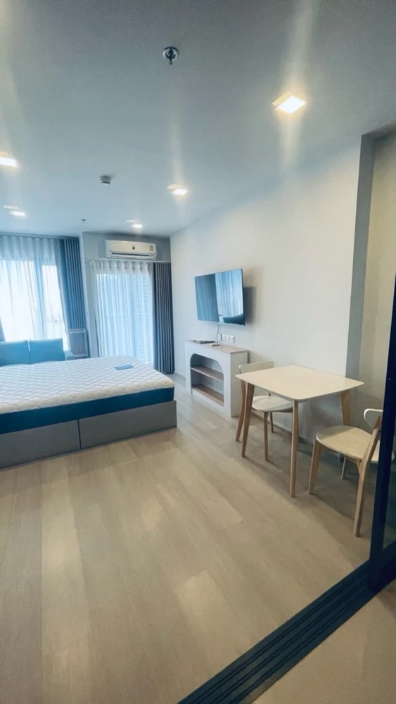 For rent: Life Phahon-Ladprao, 25th floor. A lovely, fully furnished unit. Book now!