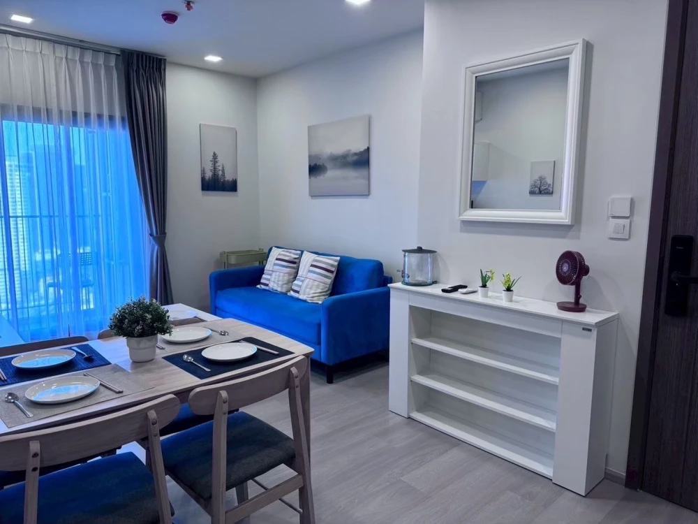 For Rent: Life Phahon-Ladprao, 26th floor. Fully furnished. Book now.