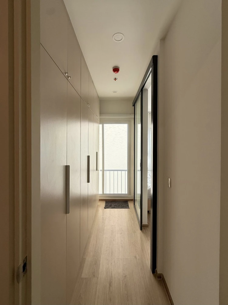 For rent: Life Rama 4 - Asoke, 1 bedroom | City view, fully furnished with high-quality built-in furniture. Book now!
