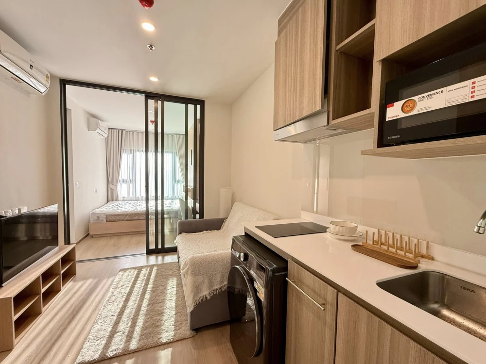 For rent: Life Rama 4 - Asoke, 1 bedroom | City view, fully furnished with high-quality built-in furniture. Book now!
