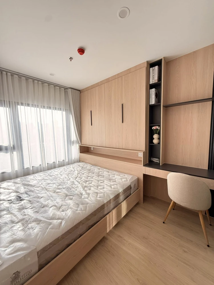 For rent: Life Rama 4 - Asoke, 1 bedroom | City view, fully furnished with high-quality built-in furniture. Book now!