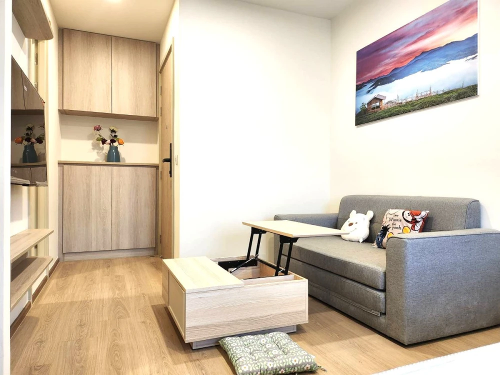 For Rent: Life Rama 4 - Asoke. 14th floor, corner unit, city view, fully furnished. Book now!