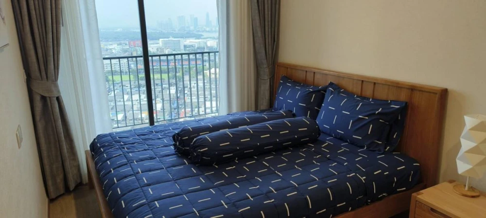 For rent: Life Rama 4 - Asoke, 24th floor, Chao Phraya River view, fully furnished room, nice to live in. If you don't book, you'll really miss out.