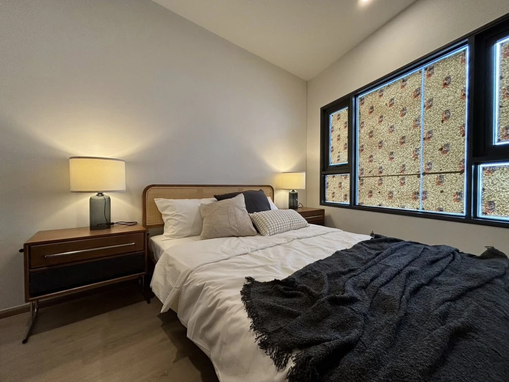 For rent sell: Life Rama 4 - Asoke,32nd floor, very high,good ventilation, Bang Krachao view,Chao Phraya River,complete electrical appliances,must boo