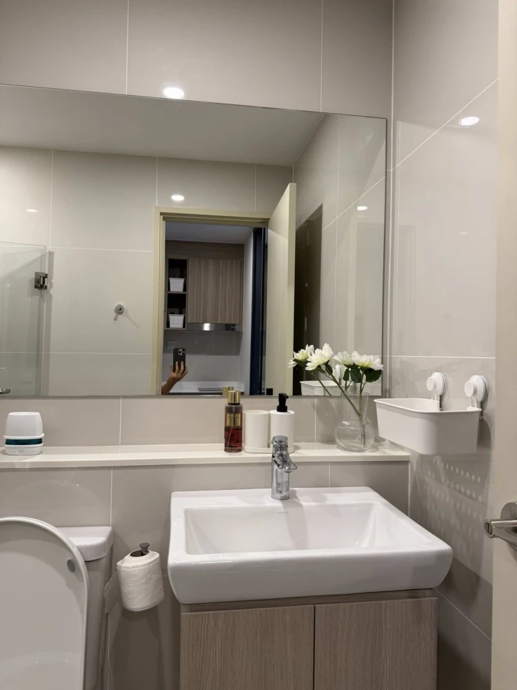 For rent: Life Rama 4 - Asoke, outstanding design, clean and cool bedroom, Chao Phraya River view, complete with a complete living solution.