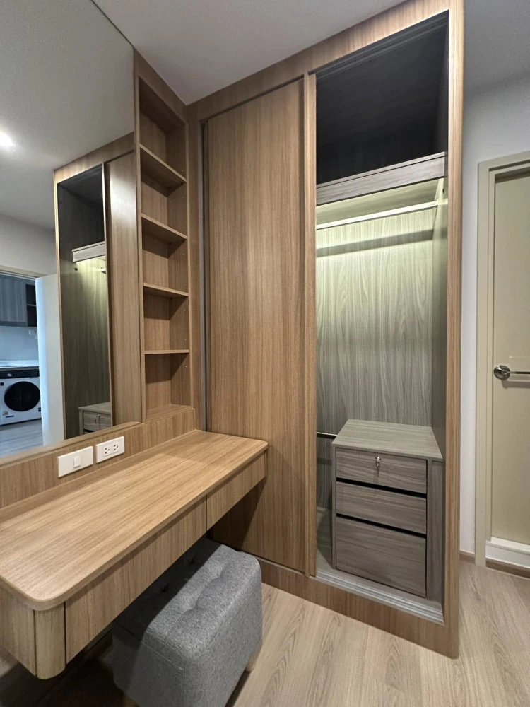 For rent: Life Rama 4 - Asoke, beautifully decorated room, well-built-in, complete in one place, must hurry to reserve now.