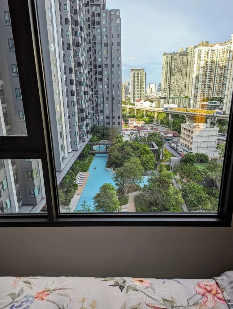 ให้เช่า Life Sathorn-Sierra คอนโดหรู วิวสวยสุดพิเศษ เงียบสงบและเป็นส่วนตัว ห้องติดกับบันไดหนีไฟ จึงไม่ถูกรบกวนจากเพื่อนบ้าน จองเลย
