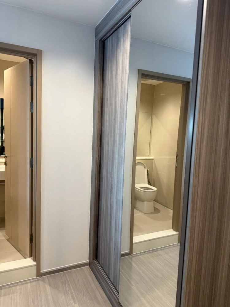 For rent: Life Sathorn-Sierra, 30th floor. A lovely, fully furnished unit. Book now!
