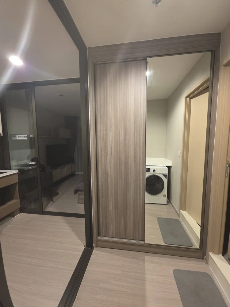 For rent: Life Sathorn-Sierra. A lovely room in a great location with convenient transportation. Fully furnished; just bring your suitcase and move in