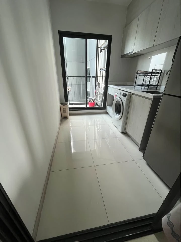 For rent: Life Sukhumvit 48, 2-bedroom unit, offering high privacy, fully furnished, and ready to move in.