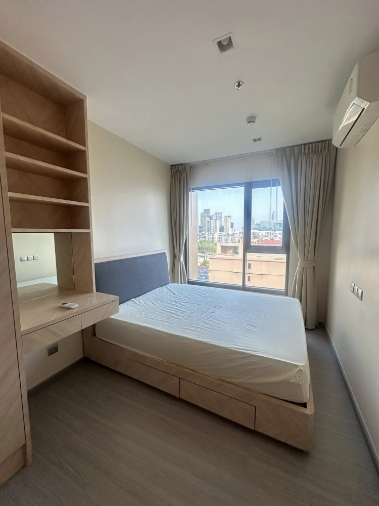 For rent: Life Sukhumvit 62 apartment. Clean, comfortable, great location, easy access to the city, near the expressway. Ready to move in immediately.