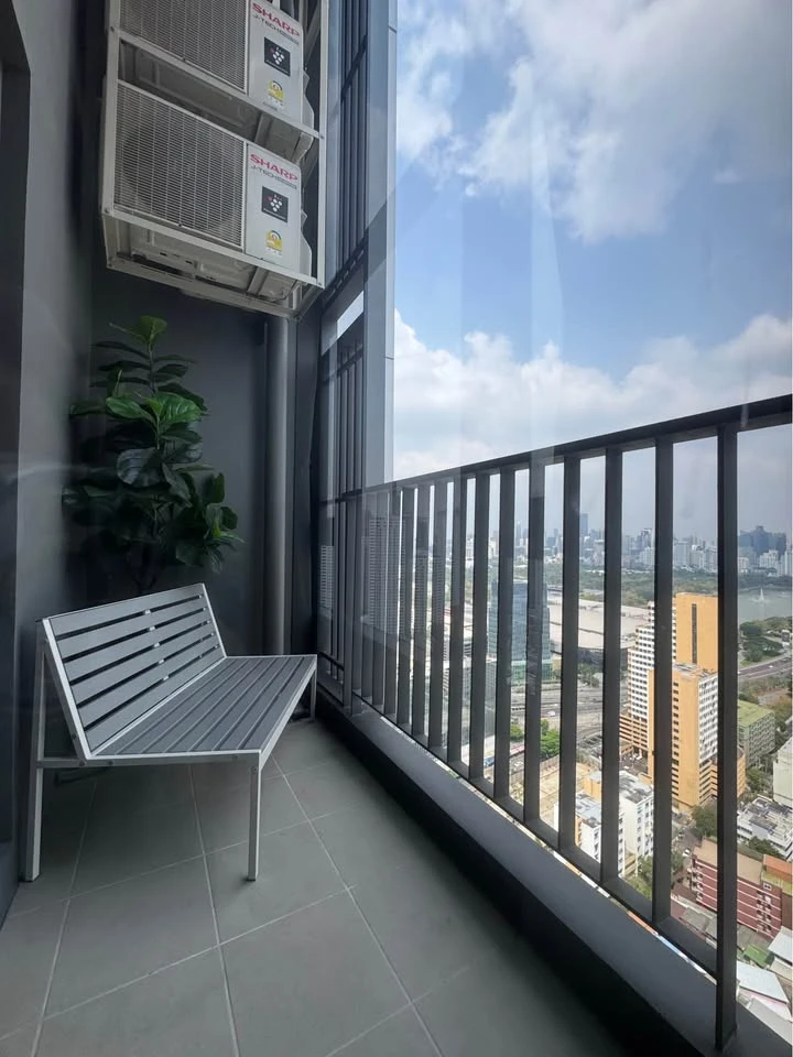 For rent: Life Rama 4 - Asoke Duplex, 2 floors, located on the 35th floor, 48 sq.m. Fully furnished with appliances. Don't miss this opportunity!