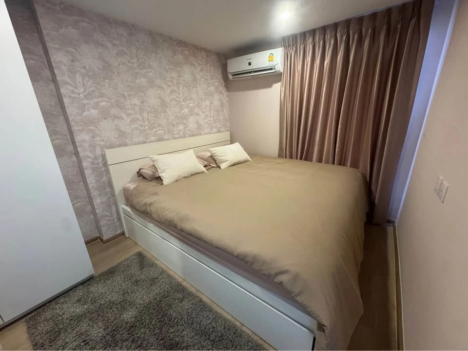 For rent: Life Rama 4 - Asoke Duplex, 2 floors, located on the 35th floor, 48 sq.m. Fully furnished with appliances. Don't miss this opportunity!