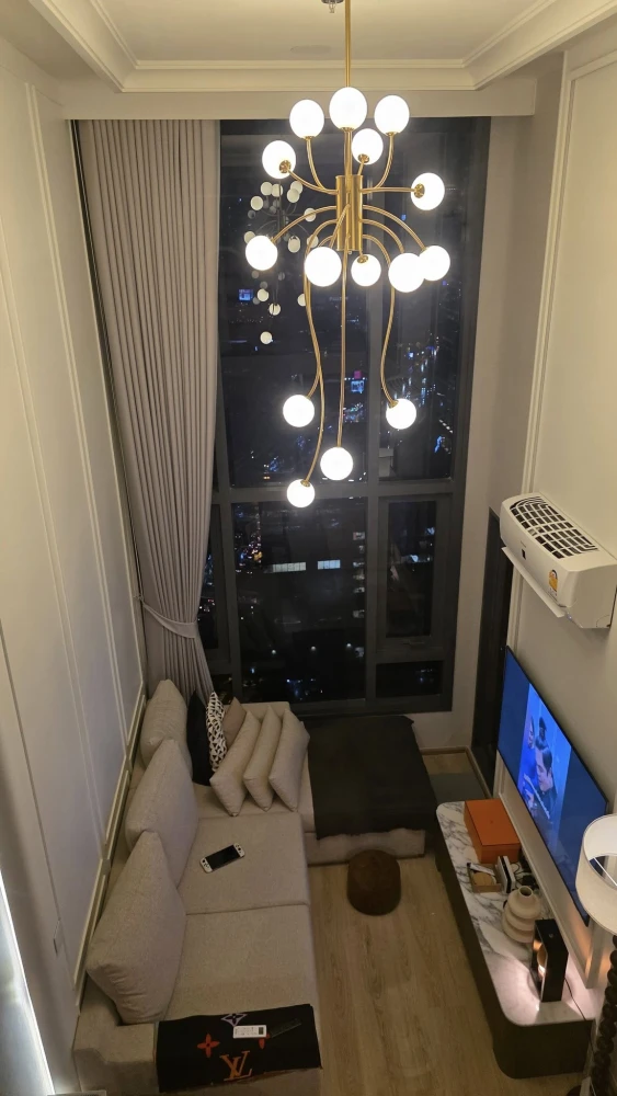 For rent: Life Rama 4 - Asoke, 34th floor, city view + Bang Krachao River curve, Vertiplex room, high ceiling, reserve now.