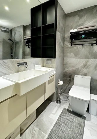 For rent: Liv@49 (Sukhumvit 49). Beautiful, fully furnished, and comfortable room. Book now! Don't miss out!