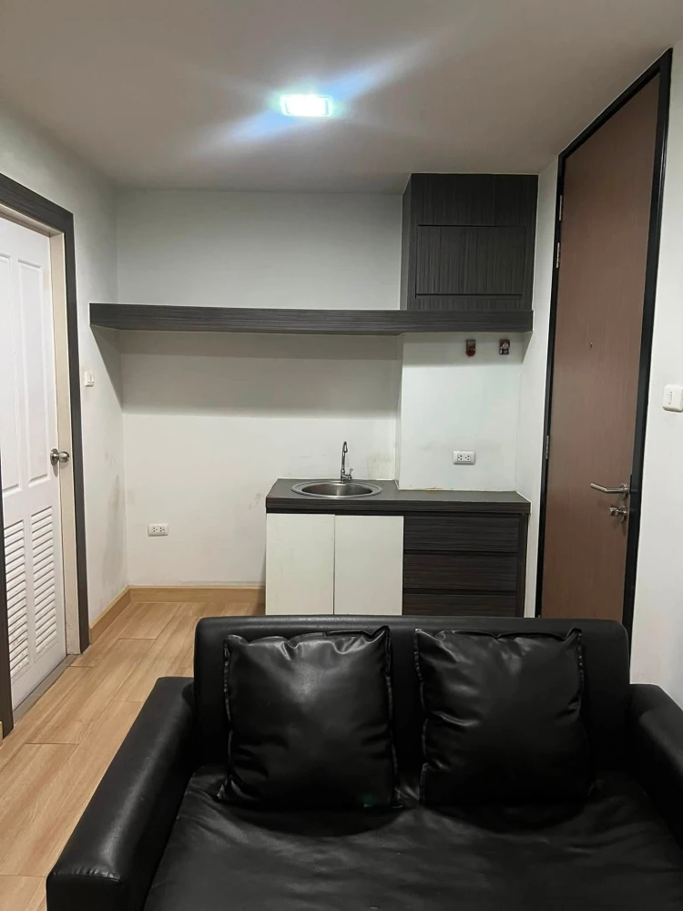 For rent: Living Avenue Bangsaen, 1 bedroom, 1 bathroom, 8th floor, fully furnished. Book now!
