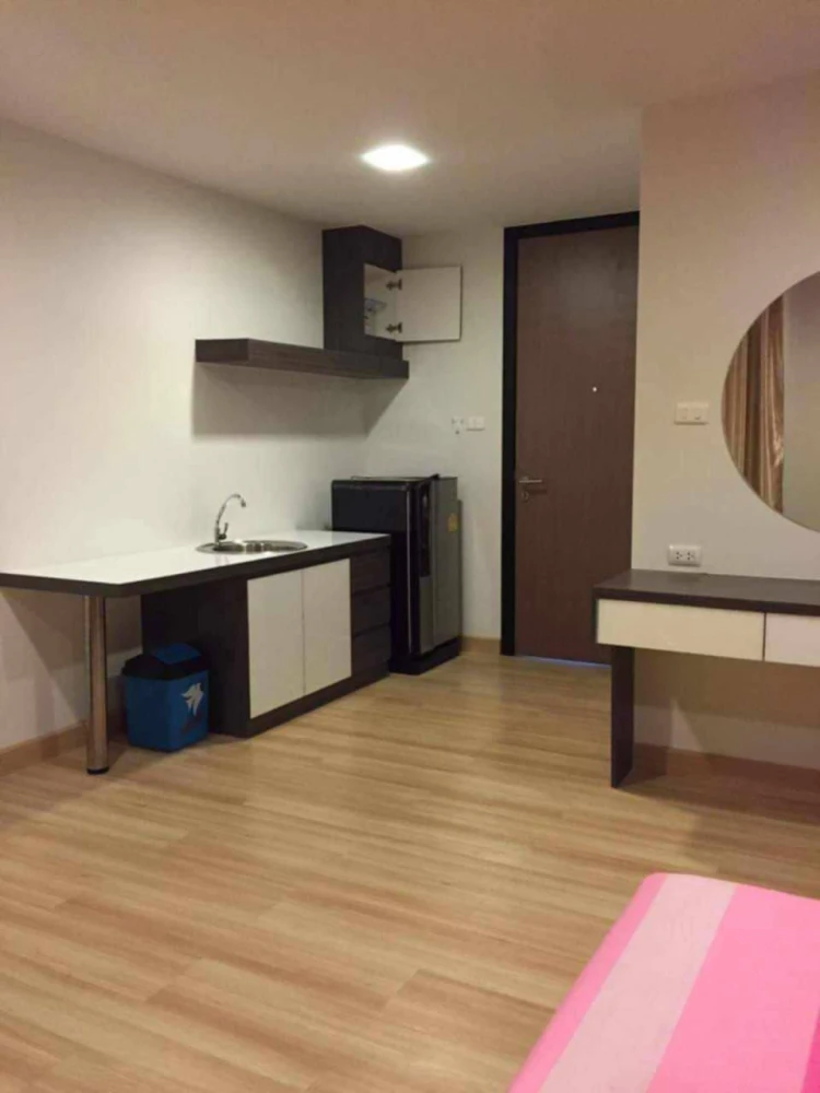 For rent Living Avenue Bangsaen, 8th floor, fully furnished, book now, don't miss out.