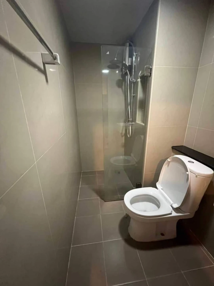 For rent Living Avenue Bangsaen, 8th floor, nice room, fully furnished, reserve now, hurry!