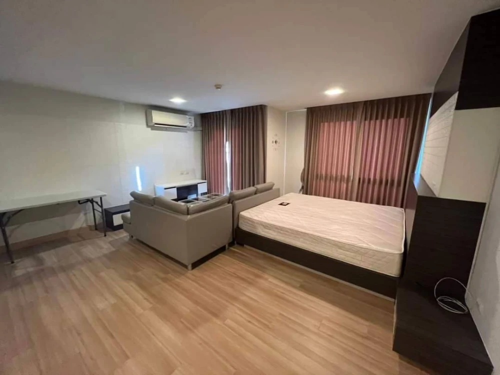 For rent Living Avenue Bangsaen, 8th floor, nice room, fully furnished, reserve now, hurry!