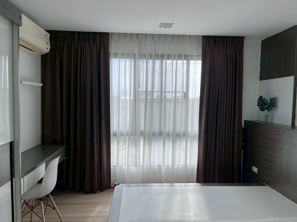 Rooms for rent at Living Avenue Bangsaen. Nice rooms, fully furnished, and affordable prices. Book now!
