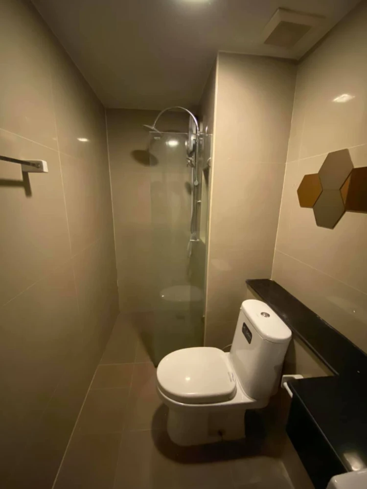 For rent Living Avenue Bangsaen Studio room, good location, fully furnished and equipped. Reserve now!