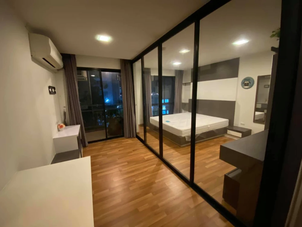For rent Living Avenue Bangsaen Studio room, good location, fully furnished and equipped. Reserve now!