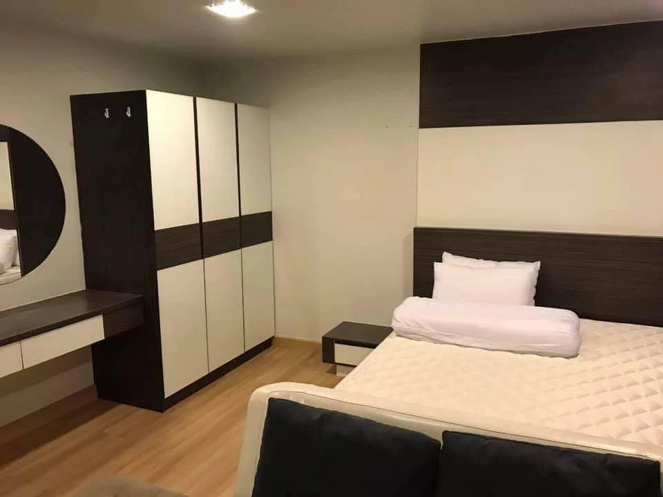 For rent: Living Avenue Bangsaen, room near the elevator, comes with complete amenities, just bring your bags and move in!