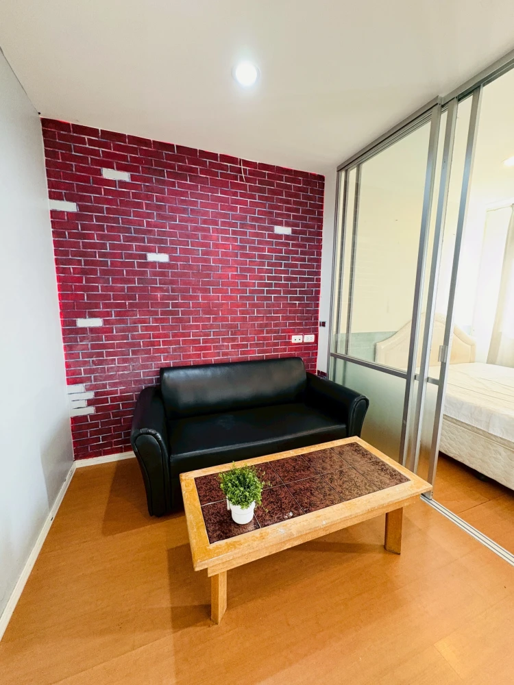 For rent: LPN Mega City Bangna, 14th floor, partitioned unit, fully furnished, ready to move in. Book now!